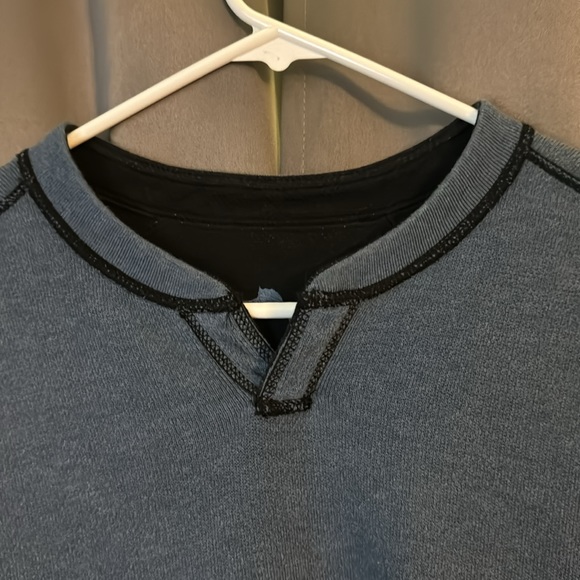 Tommy Bahama Reversible Crewneck Sweater - Picture 4 of 7